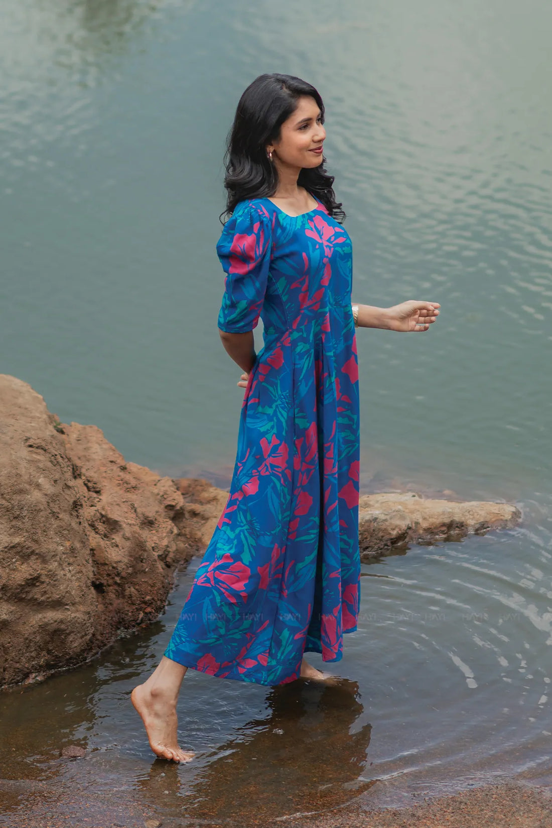 Fantasy Delight Blue Viscose with Square Neck & Leg-o-Mutton Sleeves