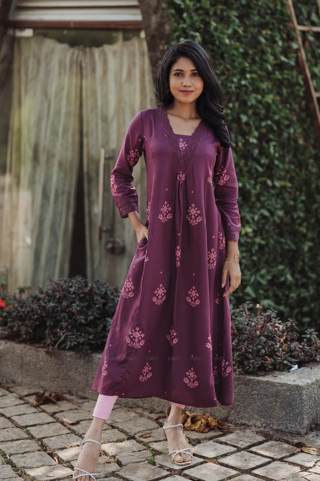 Plumi Pile Brown Viscose A-Line Kurta with V-Neck & 3/4 Sleeves