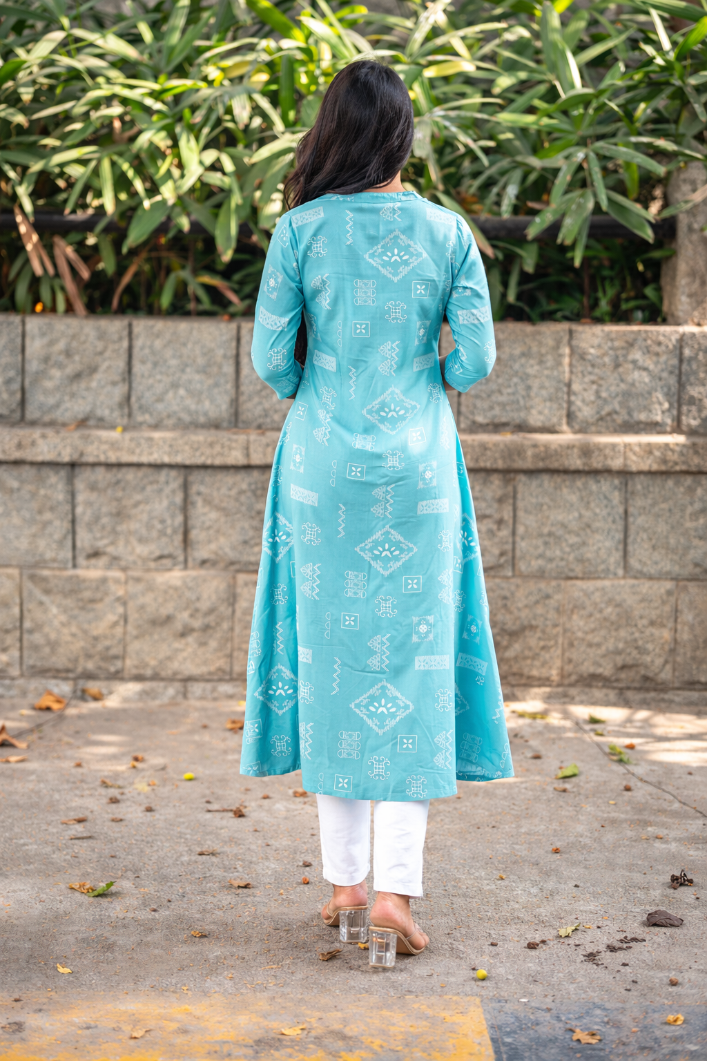 Mist Loom Blue Viscose A-Line Kurta with Chinese Collar & 3/4th Sleeves