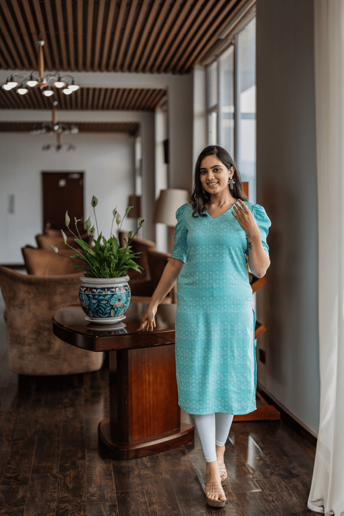 Crafted Blue Floral Strokes Viscose Printed Kurta