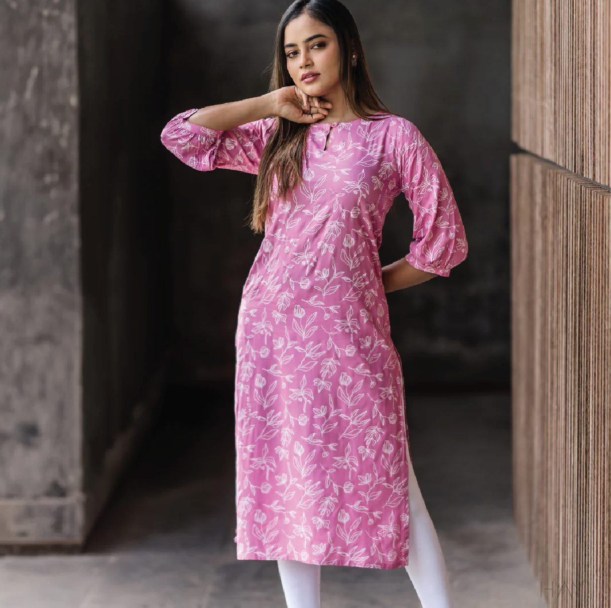 Pink Tulip Tale Viscose Printed Kurta