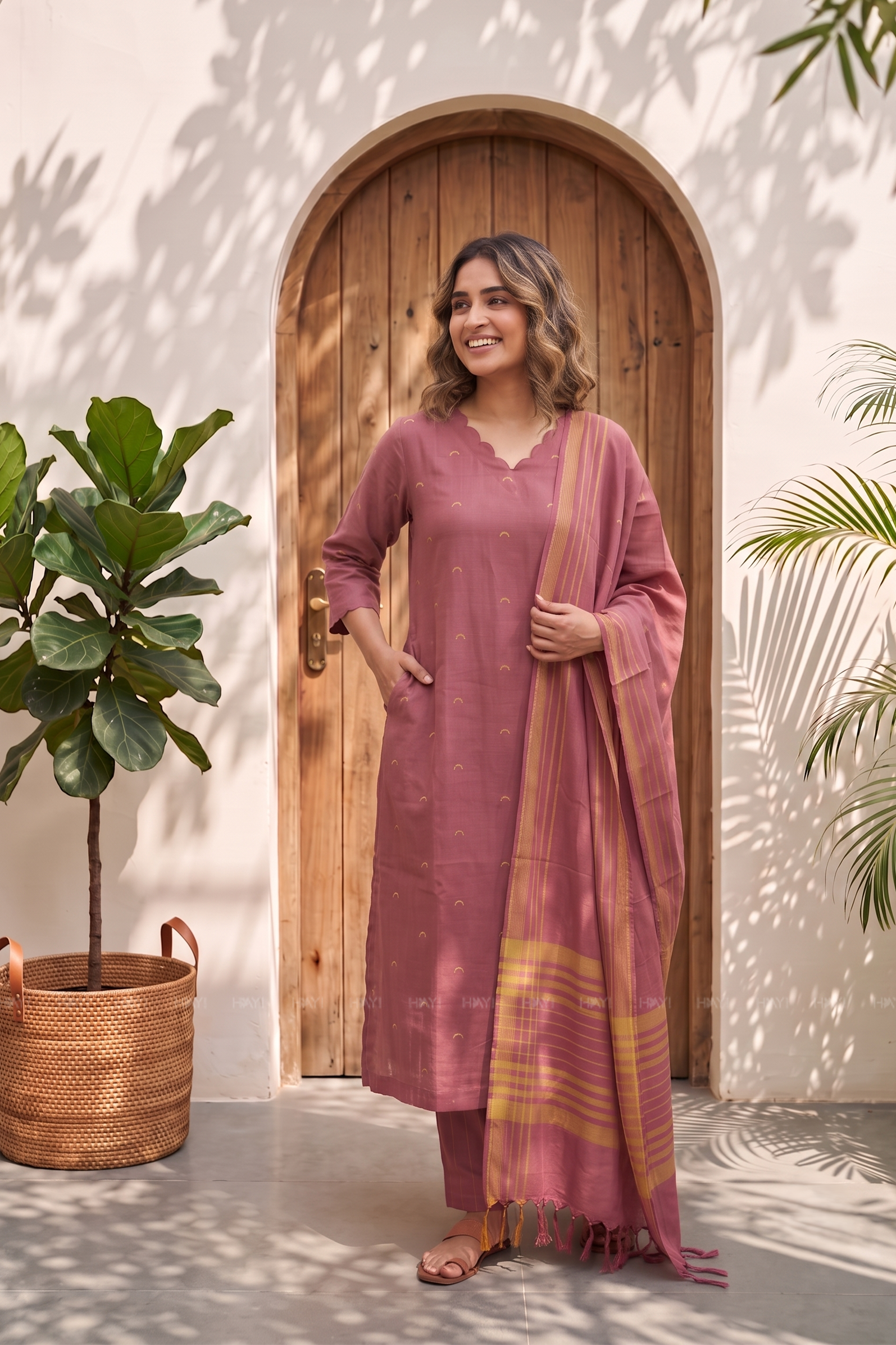 Plum Aura Pink Printed 3 Piece Kurta Set