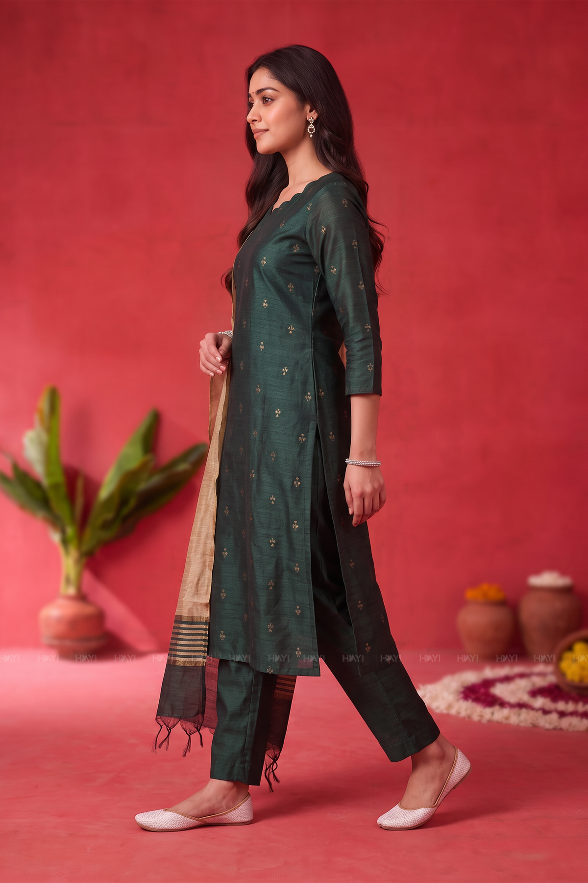 Elara Grace Green Silk Blend Handloom Woven 3-Piece Kurta Set