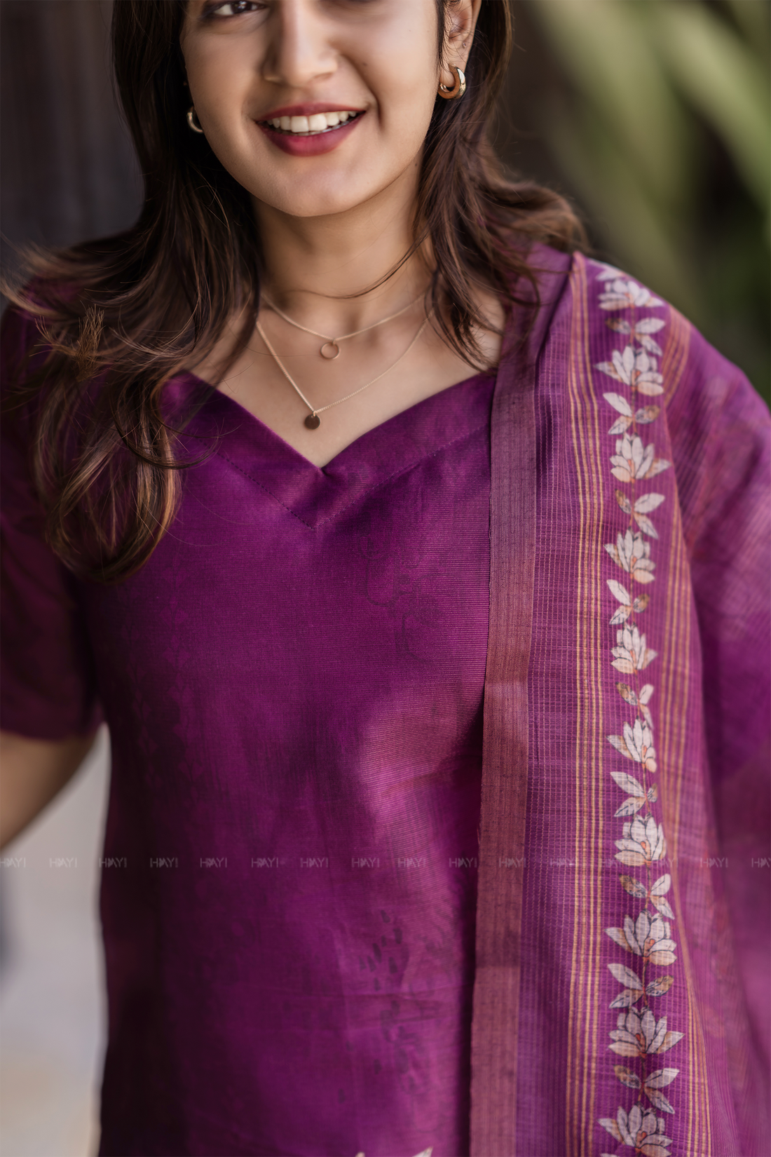 Niloufer Pink printed 2 Piece Muslin Shimmer Silk Kurta with Dupatta