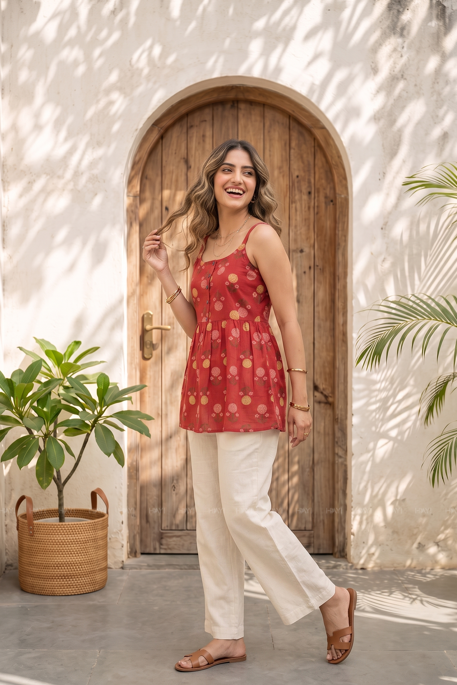Rosette Charm Printed Short Kurta