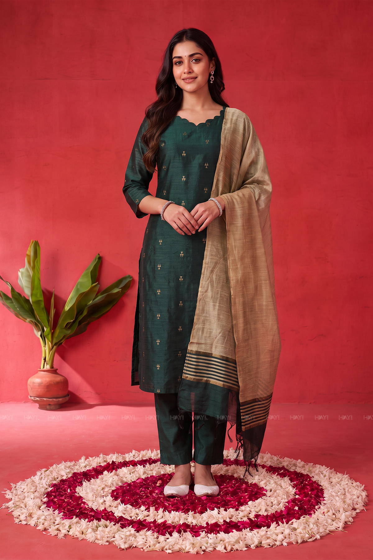 Elara Grace Green Silk Blend Handloom Woven 3-Piece Kurta Set