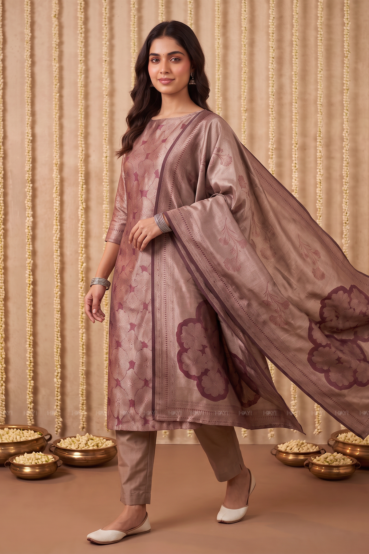 Mauve Sunburst Red Silk Blend Jacquard 2-Piece Set
