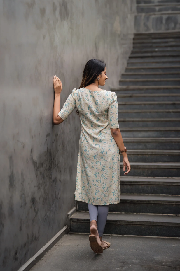 Beige Oak Feather Viscose Printed Kurta