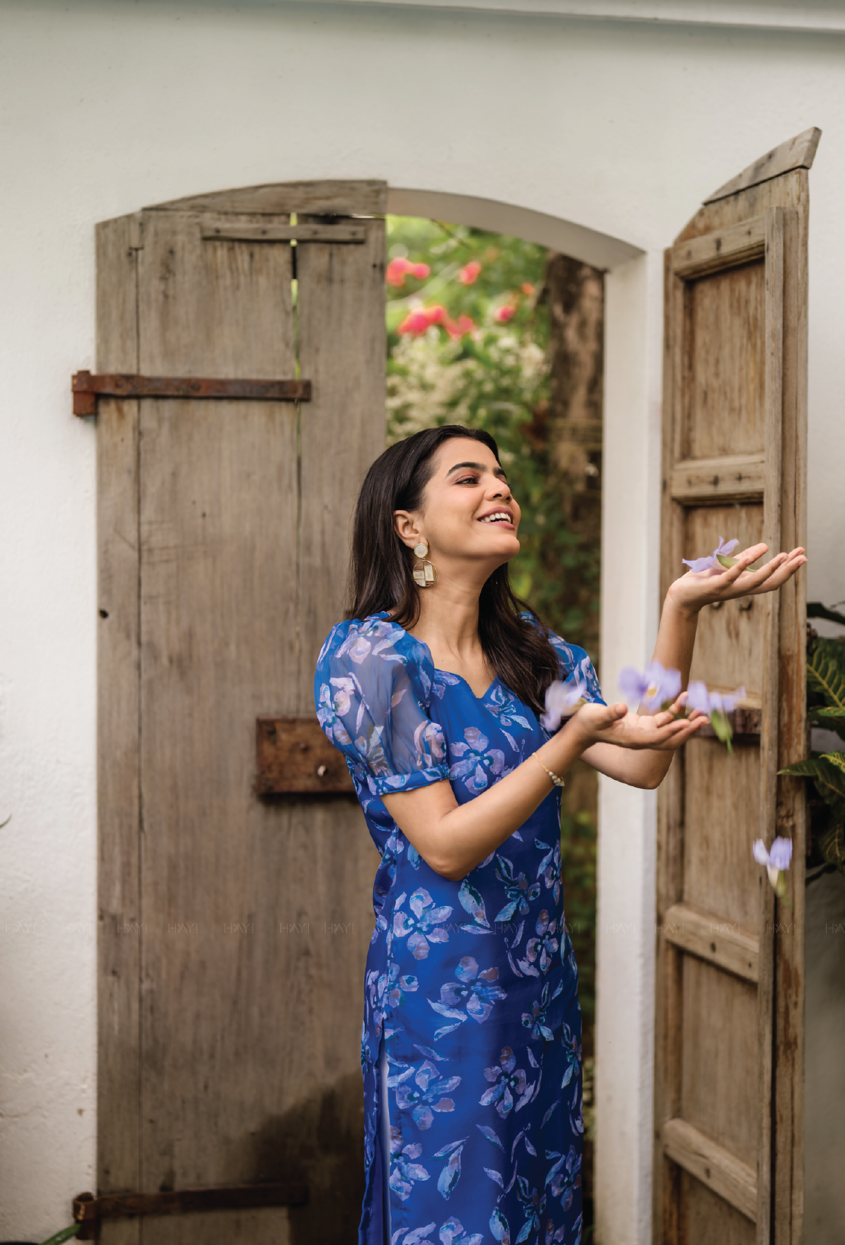 Royal Blue Mystical Flowers Organza Kurta