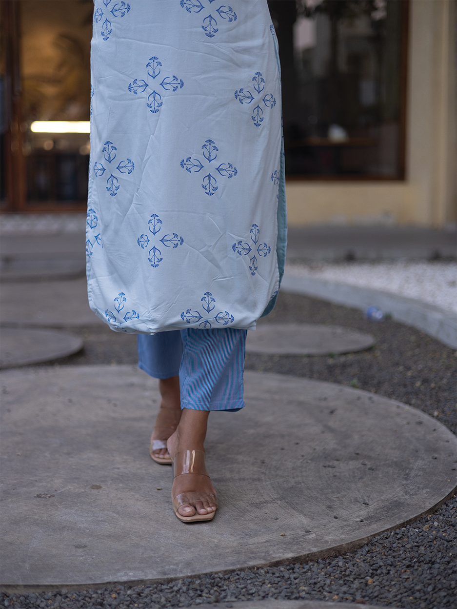 Willow Mist Blue Viscose Co-ord with Chinese Collar &amp; 3/4th sleeves