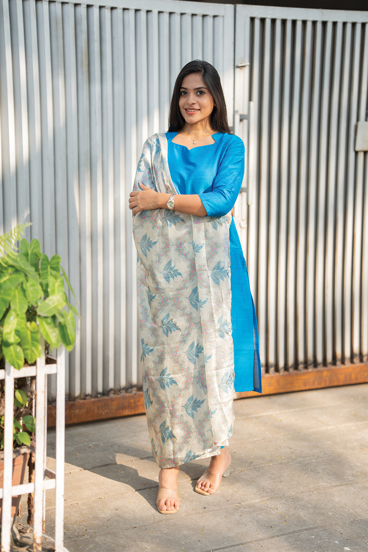 Neeisha Solid 2 Piece Raw Silk Blend Kurta with Dupatta