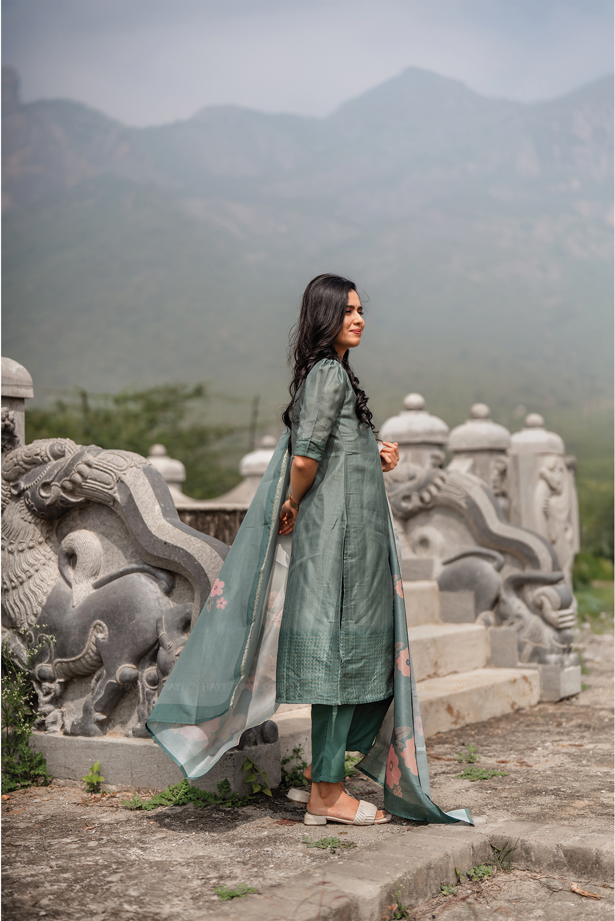 Green Tussar sequence Daman 3 Piece Silk Check Blend Floral Printed Kurta with Pant &amp; Dupatta