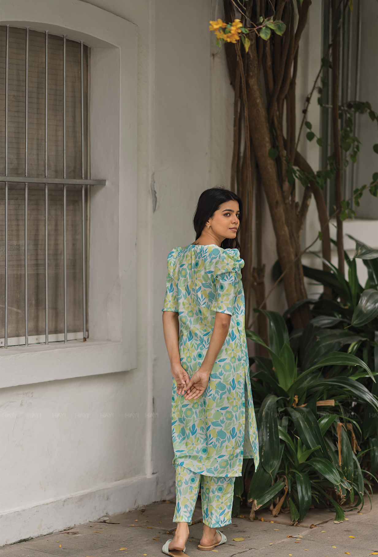Cadence Green with Metropolitan Rhythm floral Printed Linen Blend Co Ords