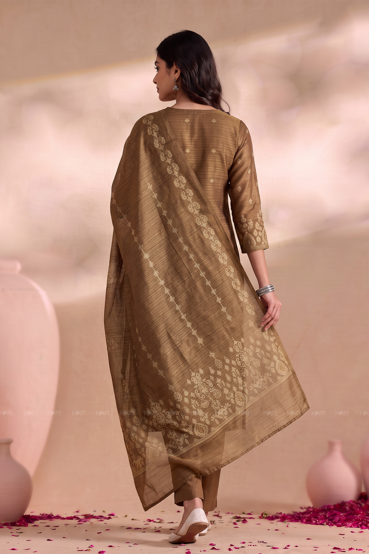 Oakwood Elegance Golden Yellow Silk Blend Printed 3-Piece Kurta Set