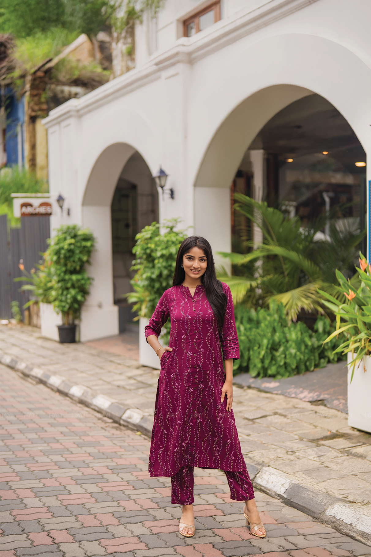 Euphoric oasis Wine Viscose Co-ord with Chinese Collar