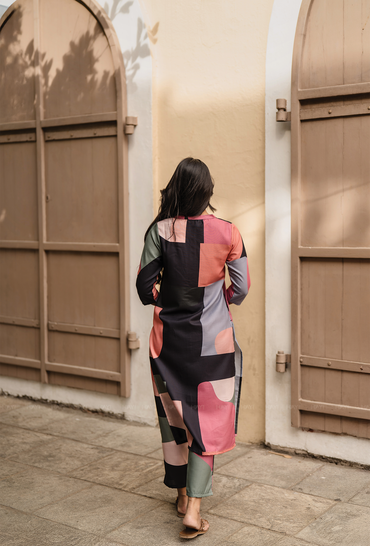 Segment Black with Urban Blocks printed Linen Blend Co-ords