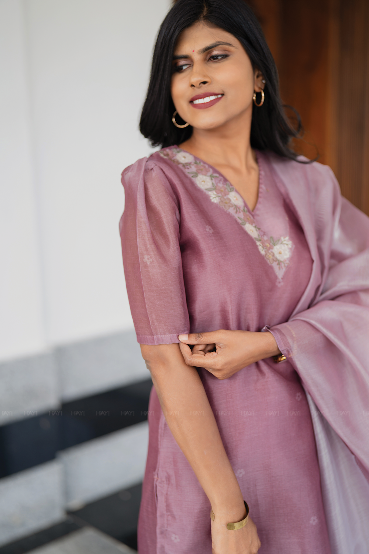 Pinkshift Shimmer 3 Piece Tissue Hand-Embroidered Kurta with Pant &amp; Dupatta