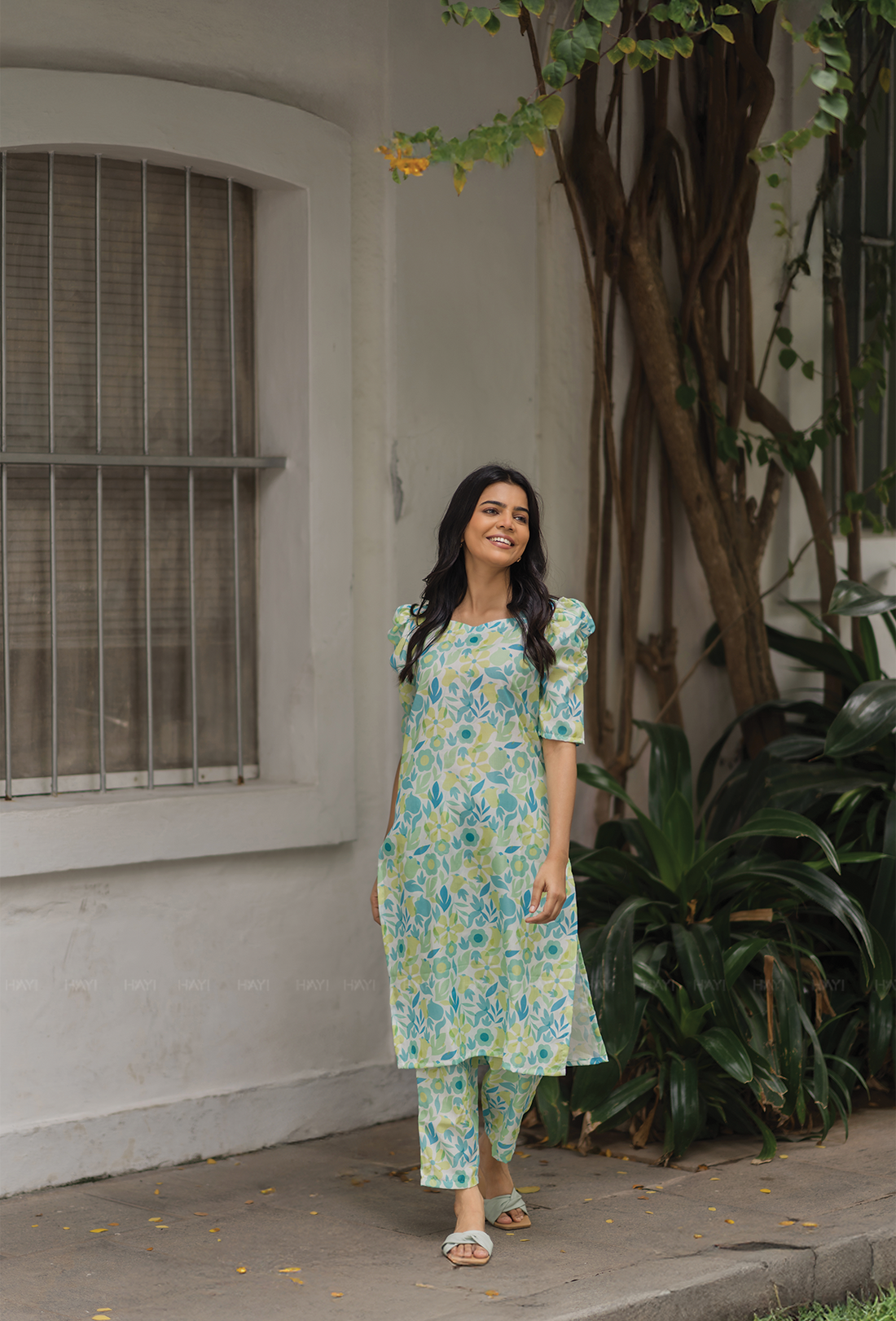 Cadence Green with Metropolitan Rhythm floral Printed Linen Blend Co Ords