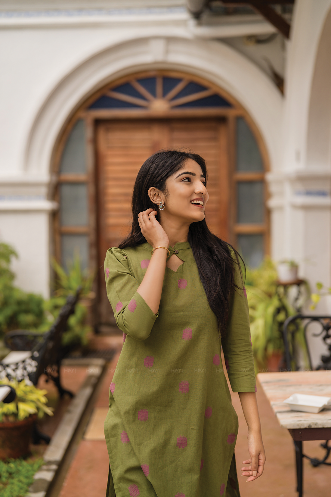 Olive Netra Green Handloom Co-ord with Chinese Collar Diamond Cut &amp; Puff Sleeves