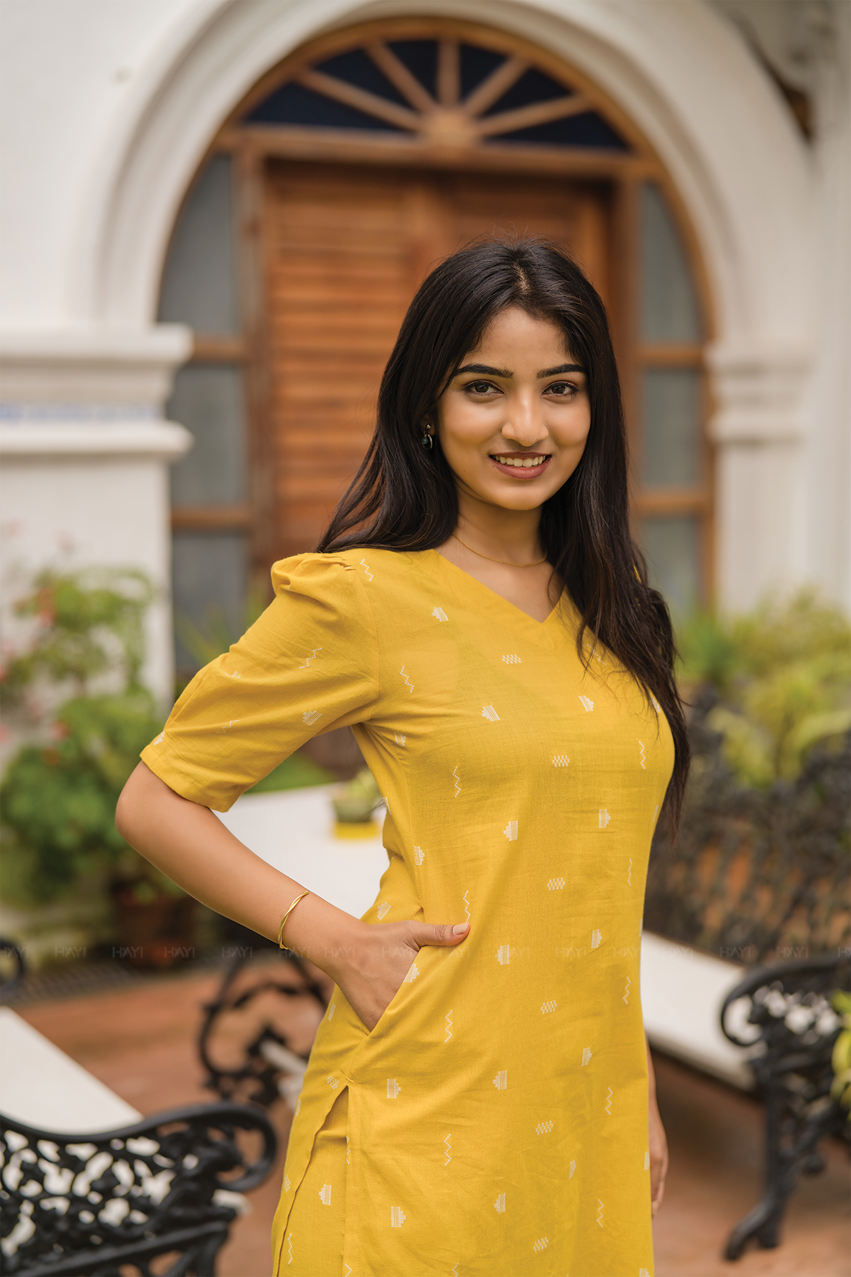 Sunfold Bloom Yellow Handloom Co-ord with V-Neckline &amp; Leg-O-Mutton Sleeves