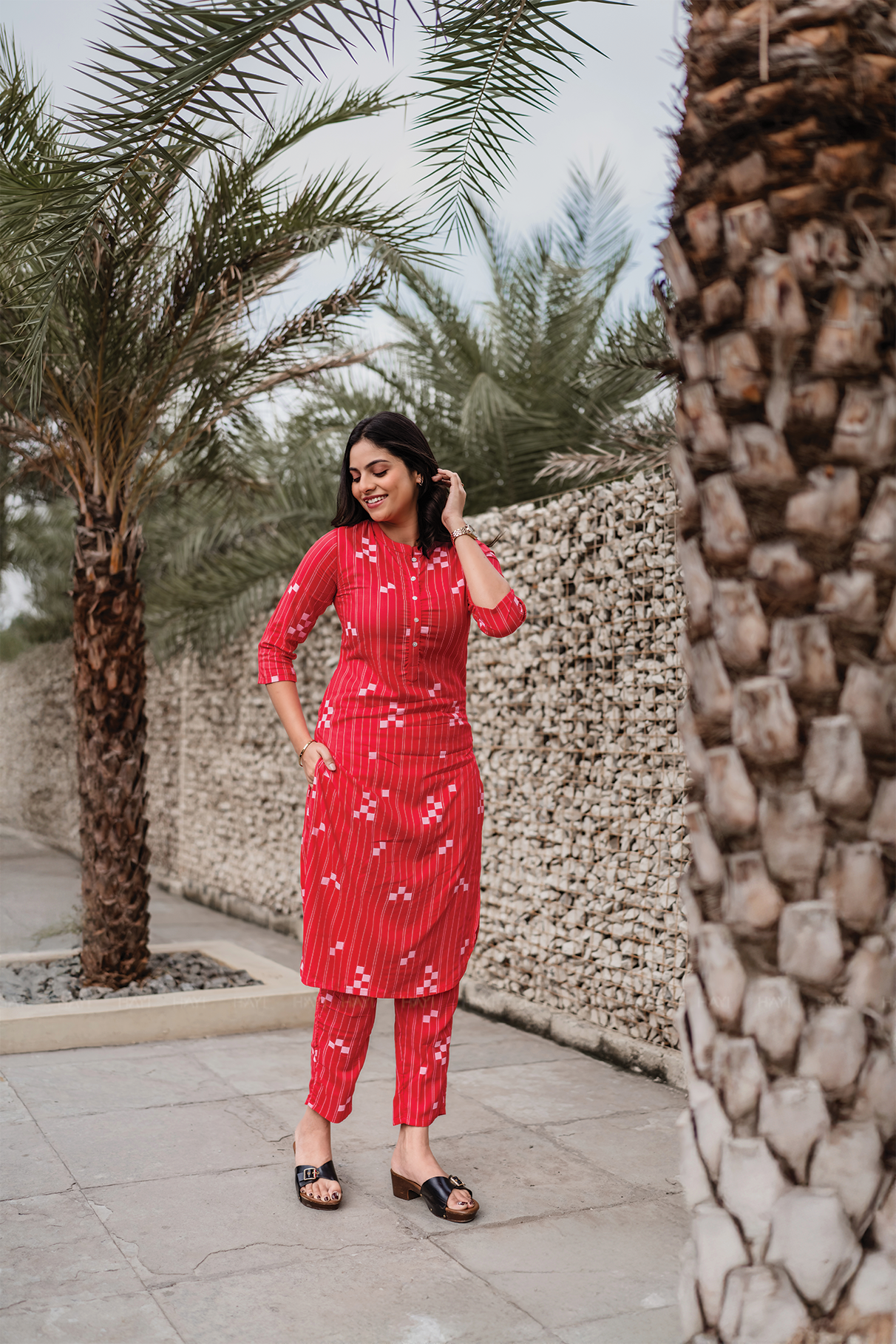Blush Streak Red Viscose Co-ord with Chinese Collar &amp; 3/4th Sleeves