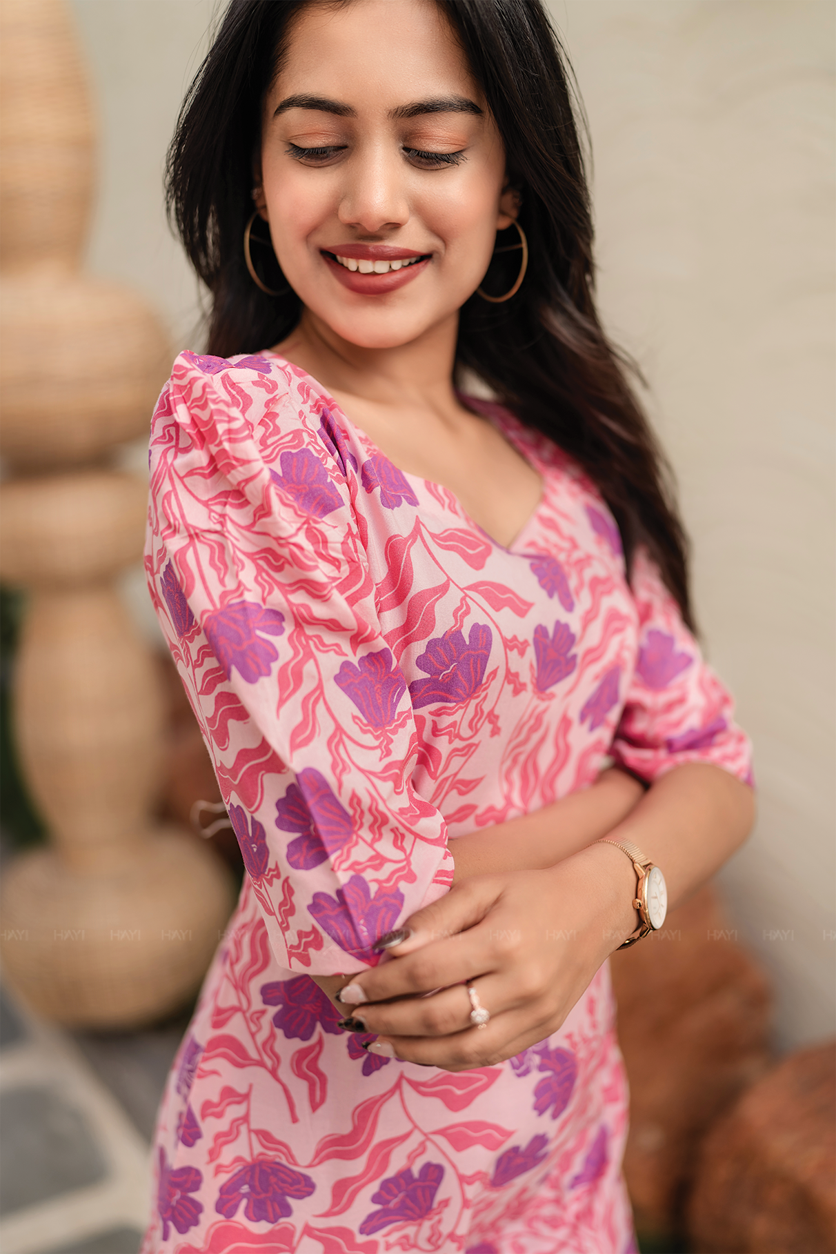 Pink Paradise Viscose kurti with Sweetheart Neck &amp; Leg-O-Mutton Sleeves