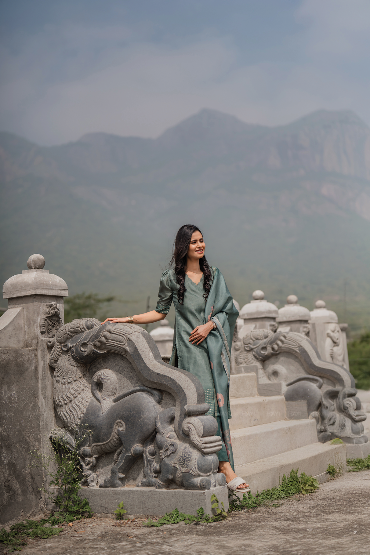 Green Tussar sequence Daman 3 Piece Silk Check Blend Floral Printed Kurta with Pant &amp; Dupatta