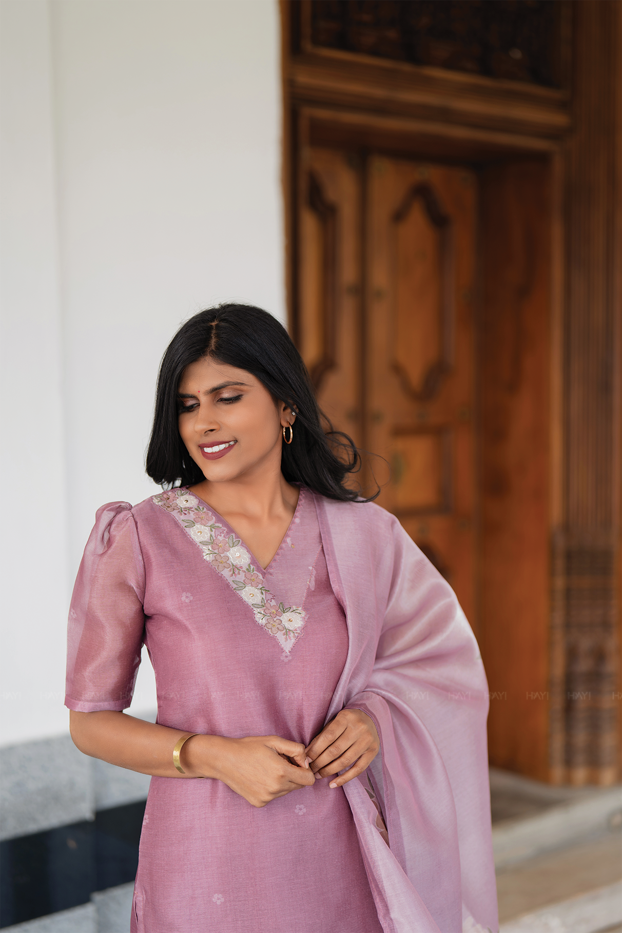Pinkshift Shimmer 3 Piece Tissue Hand-Embroidered Kurta with Pant &amp; Dupatta