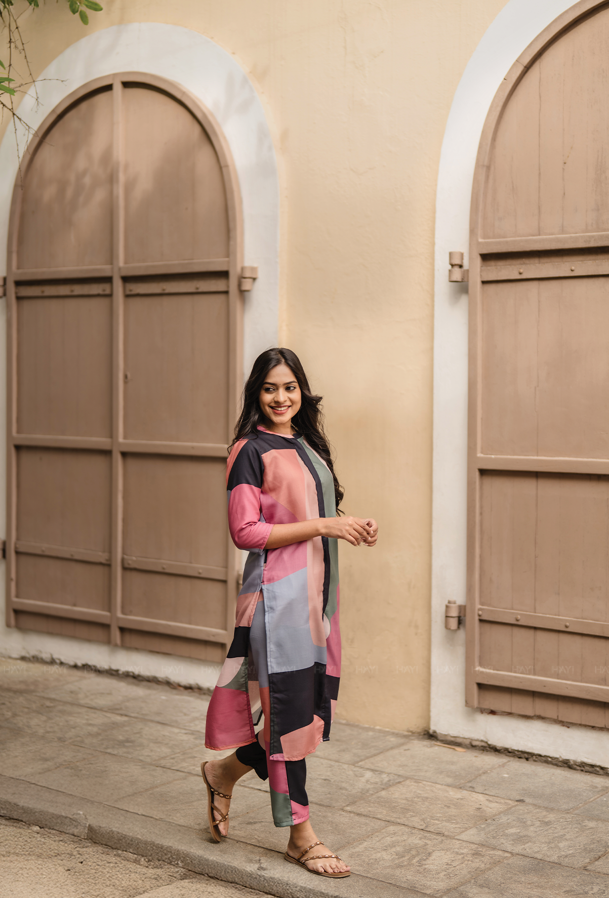 Segment Black with Urban Blocks printed Linen Blend Co-ords