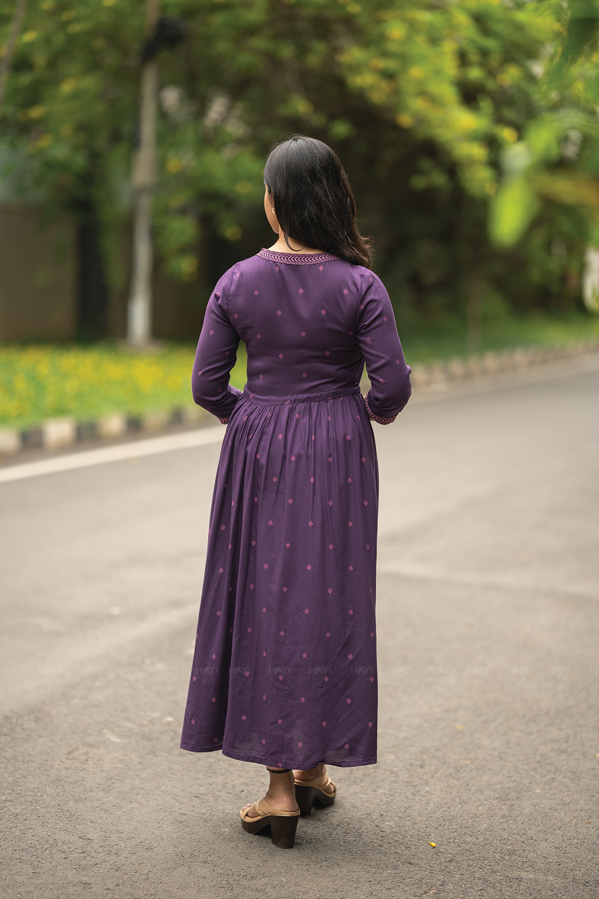 Violet Haze Viscose Dress with Sweetheart Neck &amp; Embroidery