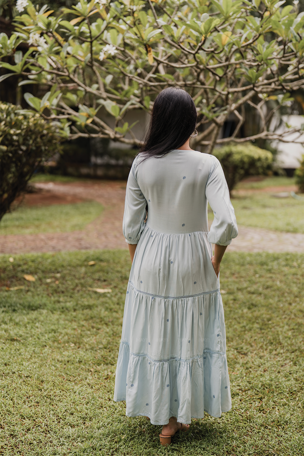 Frost bloom Blue Viscose Dress with Delicate Floral Print