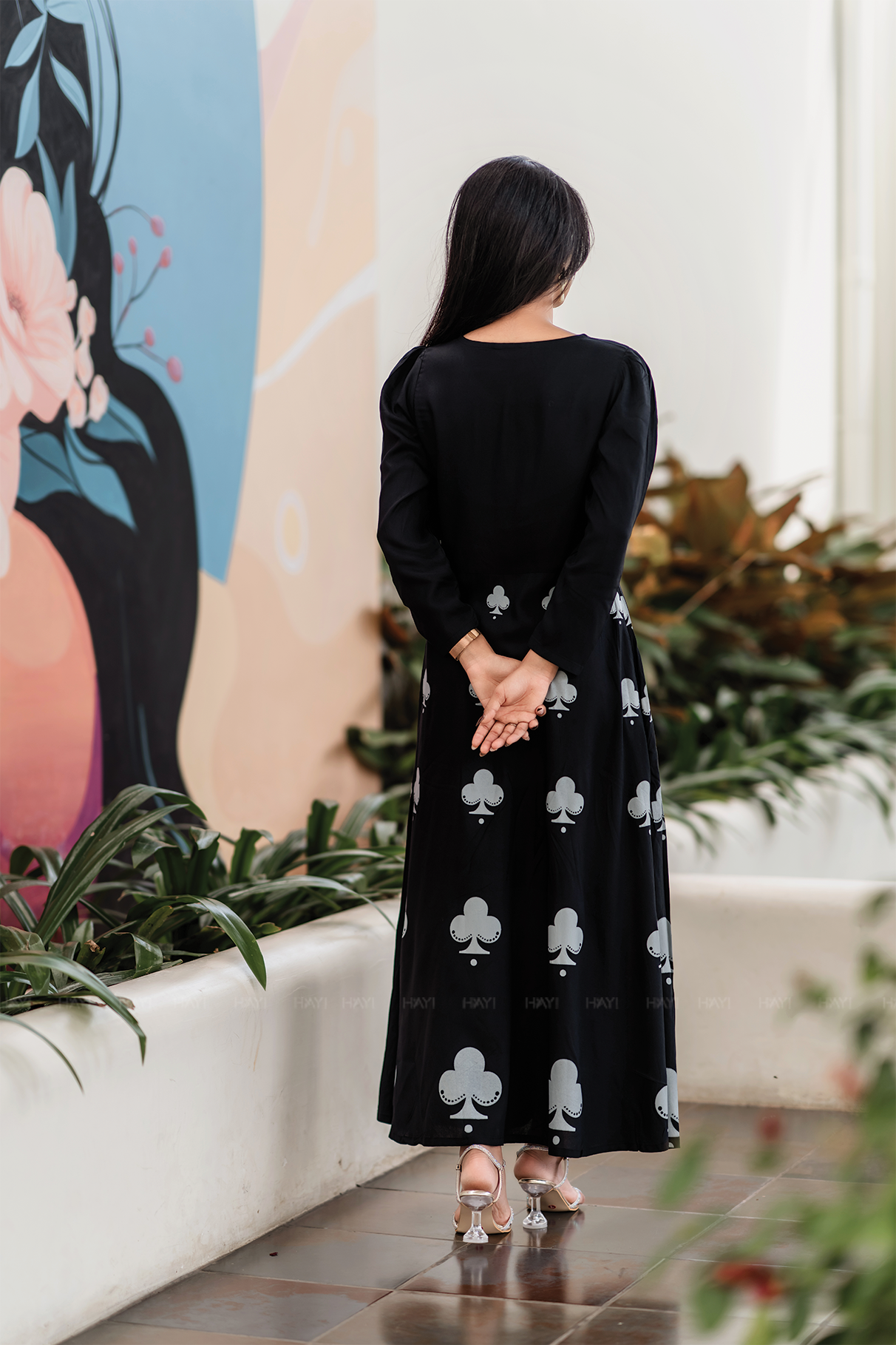 Clover Black Viscose Blend Dress with V-Neck and Light Puff Sleeves