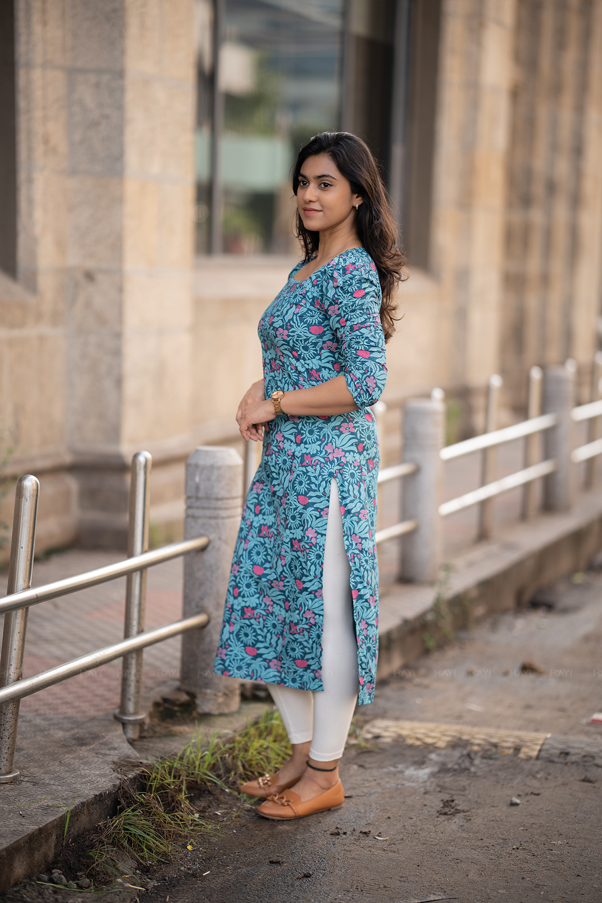 Lunar Muse Green Viscose Blend Kurti with Curved Square Neck &amp; Elbow Ruched Sleeves
