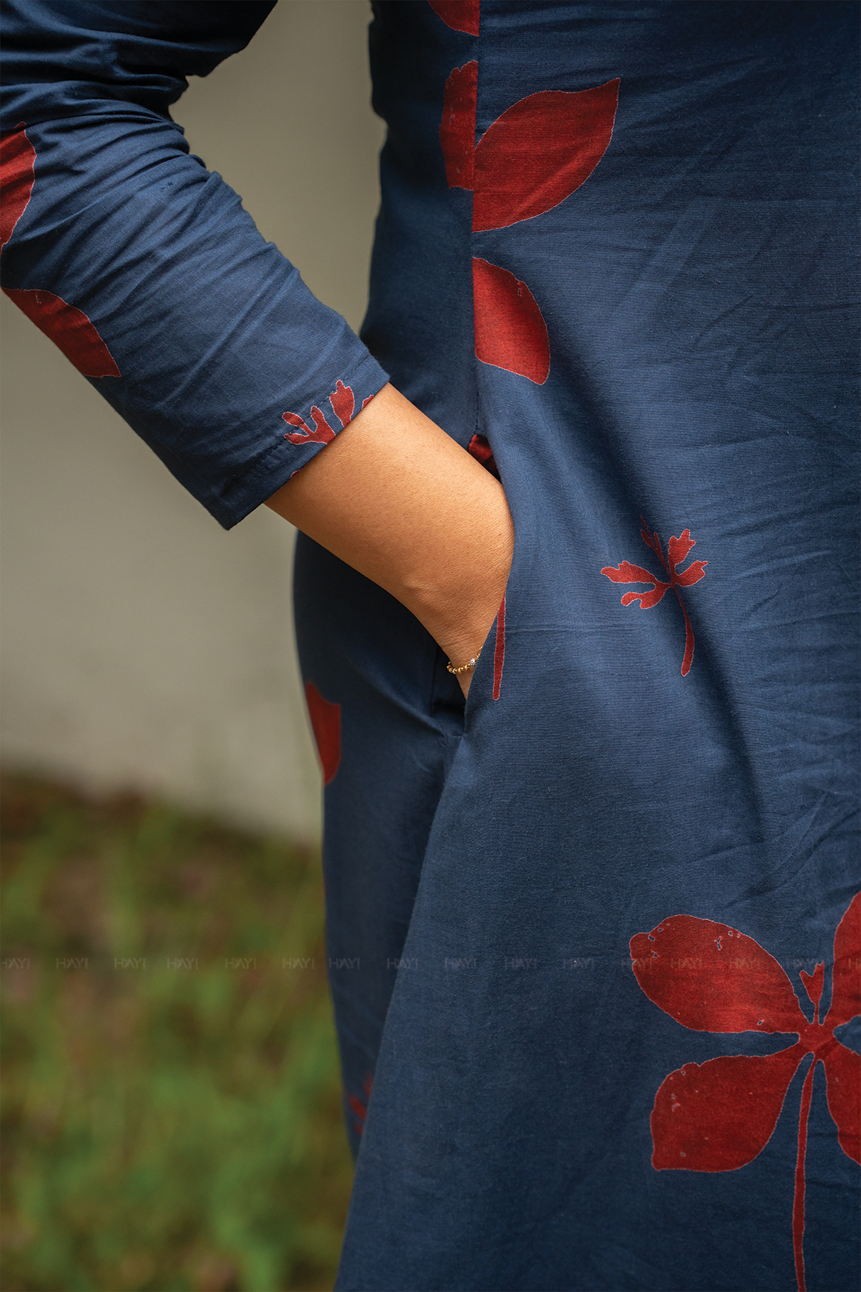 Dusky Wings Blue cotton blend Co-ord with V-Neck &amp; 3/4 Puff Sleeves