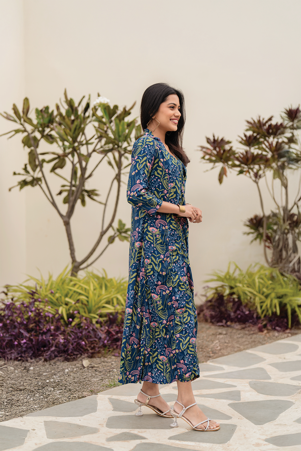 Verdant Muse Blue Viscose A-Line Kurta with V-Neck &amp; 3/4 Sleeves