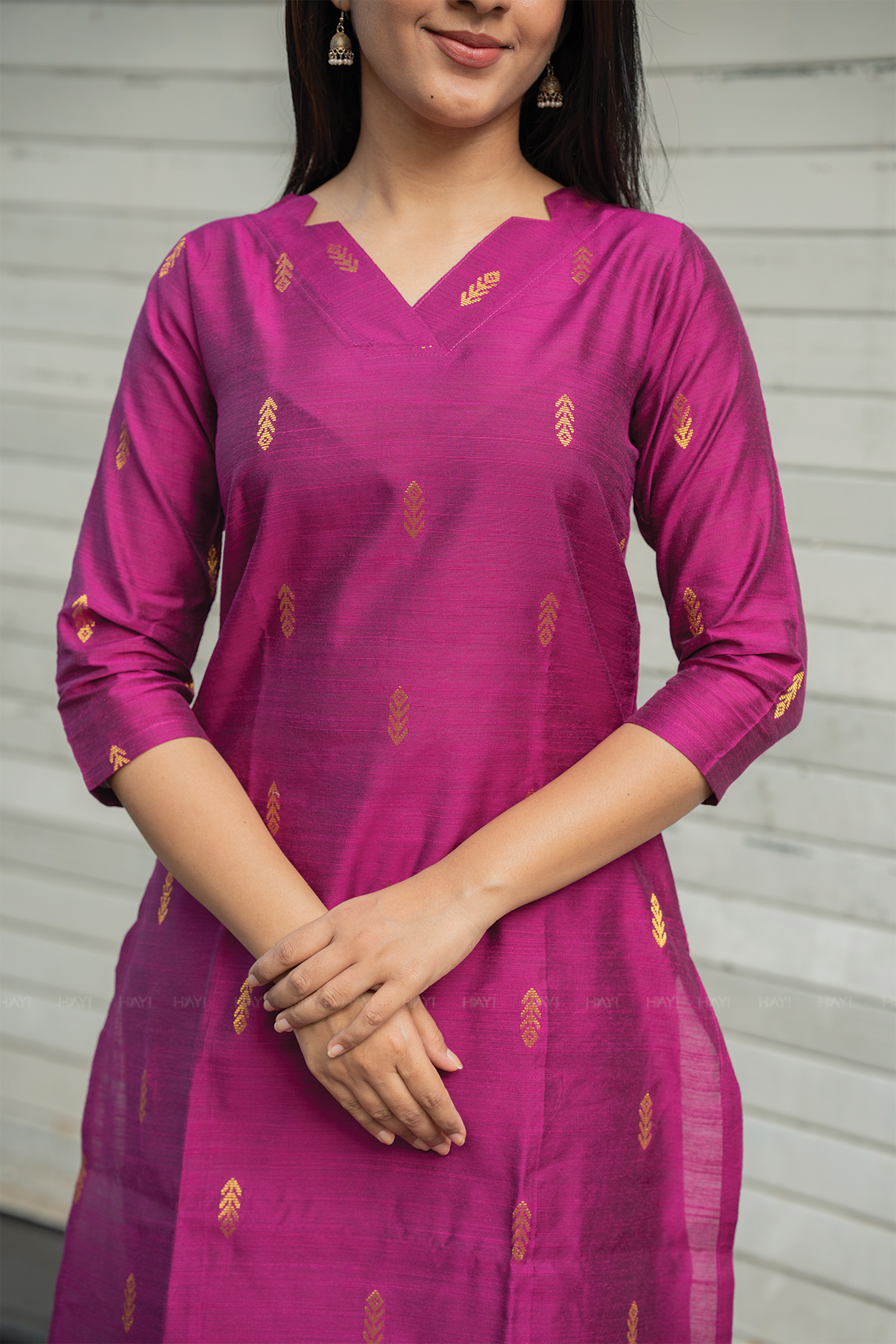 Madhura Deep Pink Viscose Jacquard Weave Co-ord with V-Neck &amp; 3/4th Sleeves