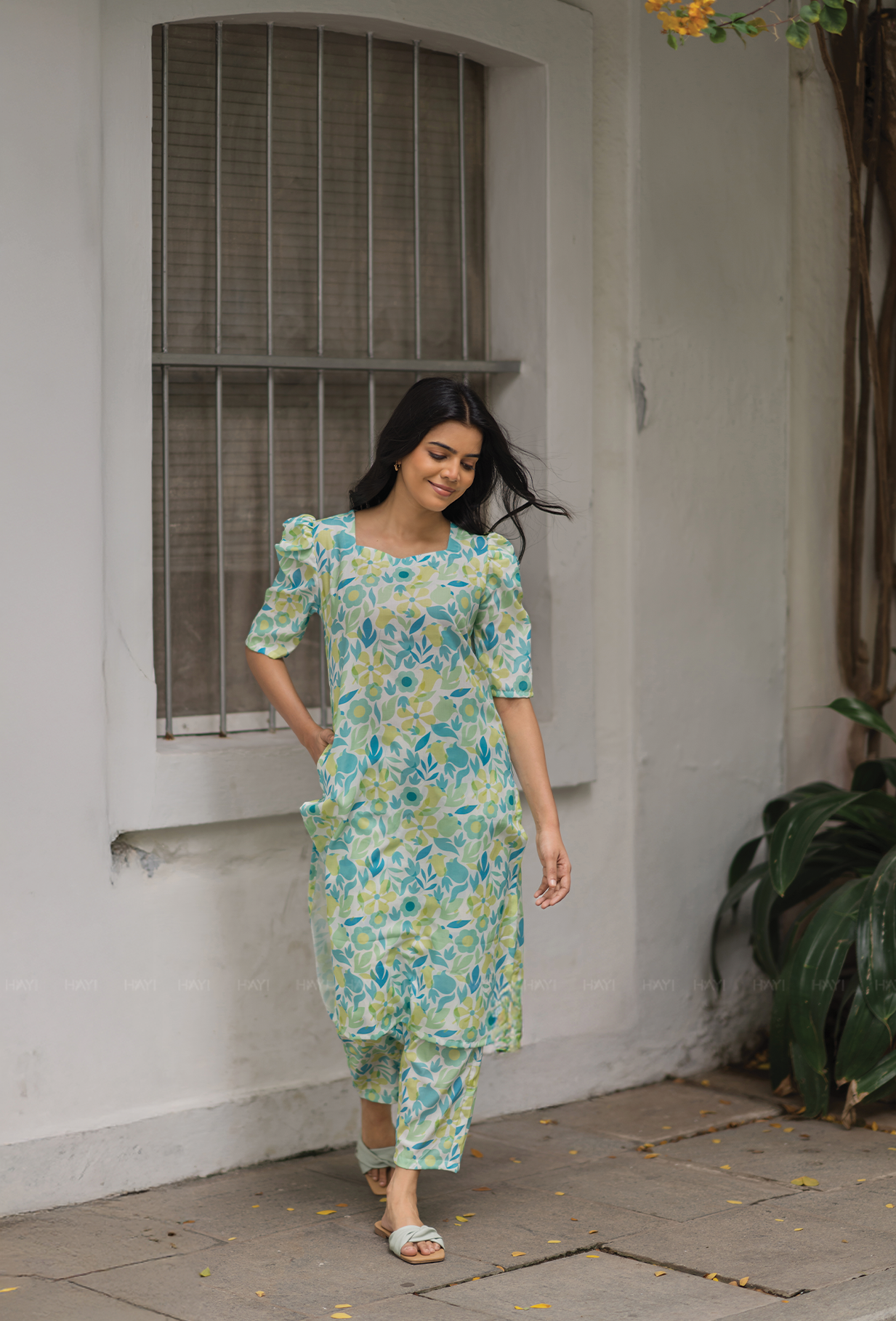 Cadence Green with Metropolitan Rhythm floral Printed Linen Blend Co Ords