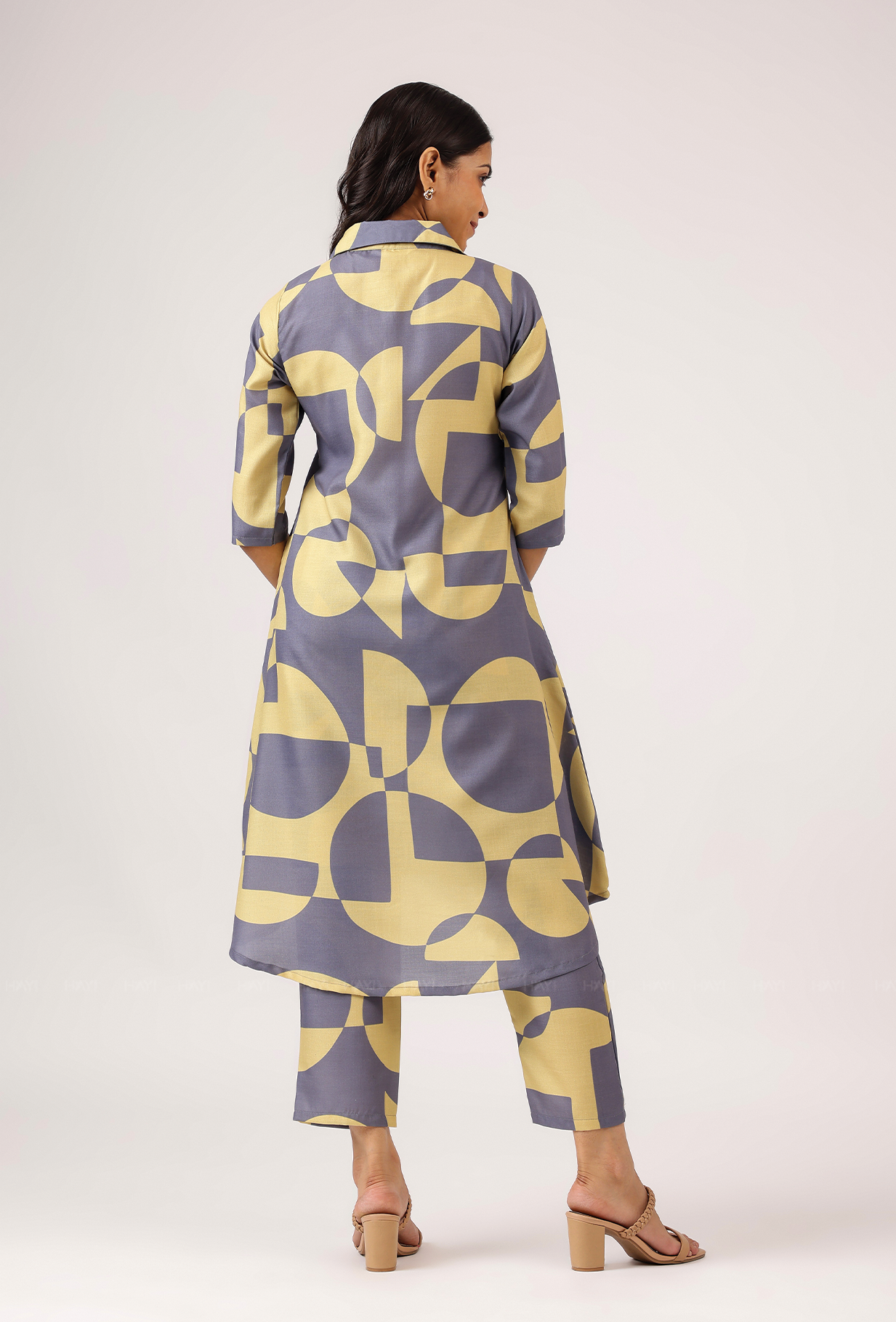 Rhythmic Gray with Vivid Harmony printed Linen Blend Co ords