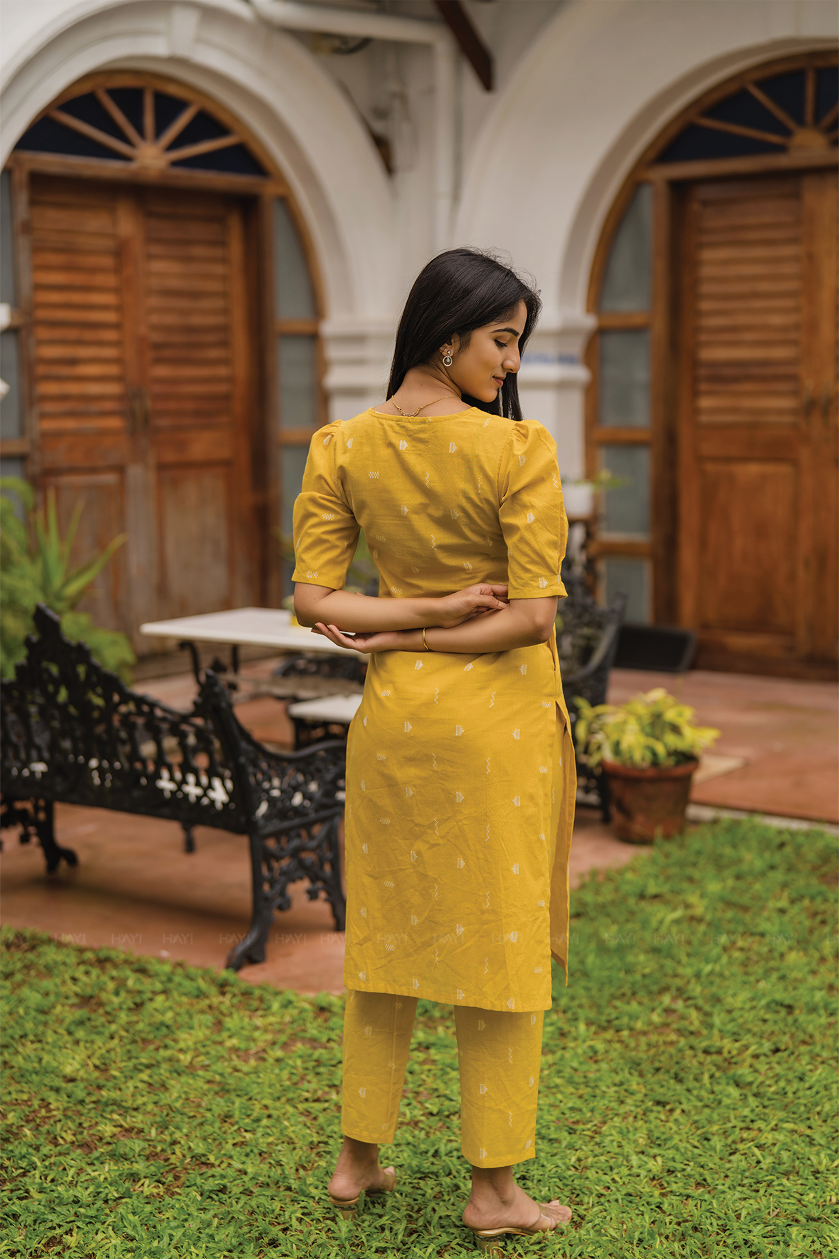Sunfold Bloom Yellow Handloom Co-ord with V-Neckline &amp; Leg-O-Mutton Sleeves