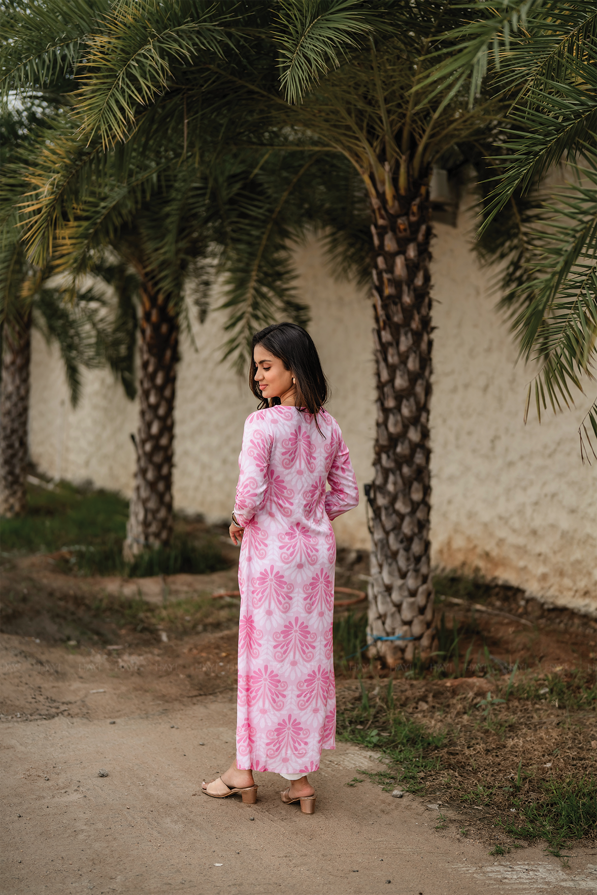 Blush Pink Textured Viscose A-Line Kurta with Boat Neck &amp; 3/4th Sleeves
