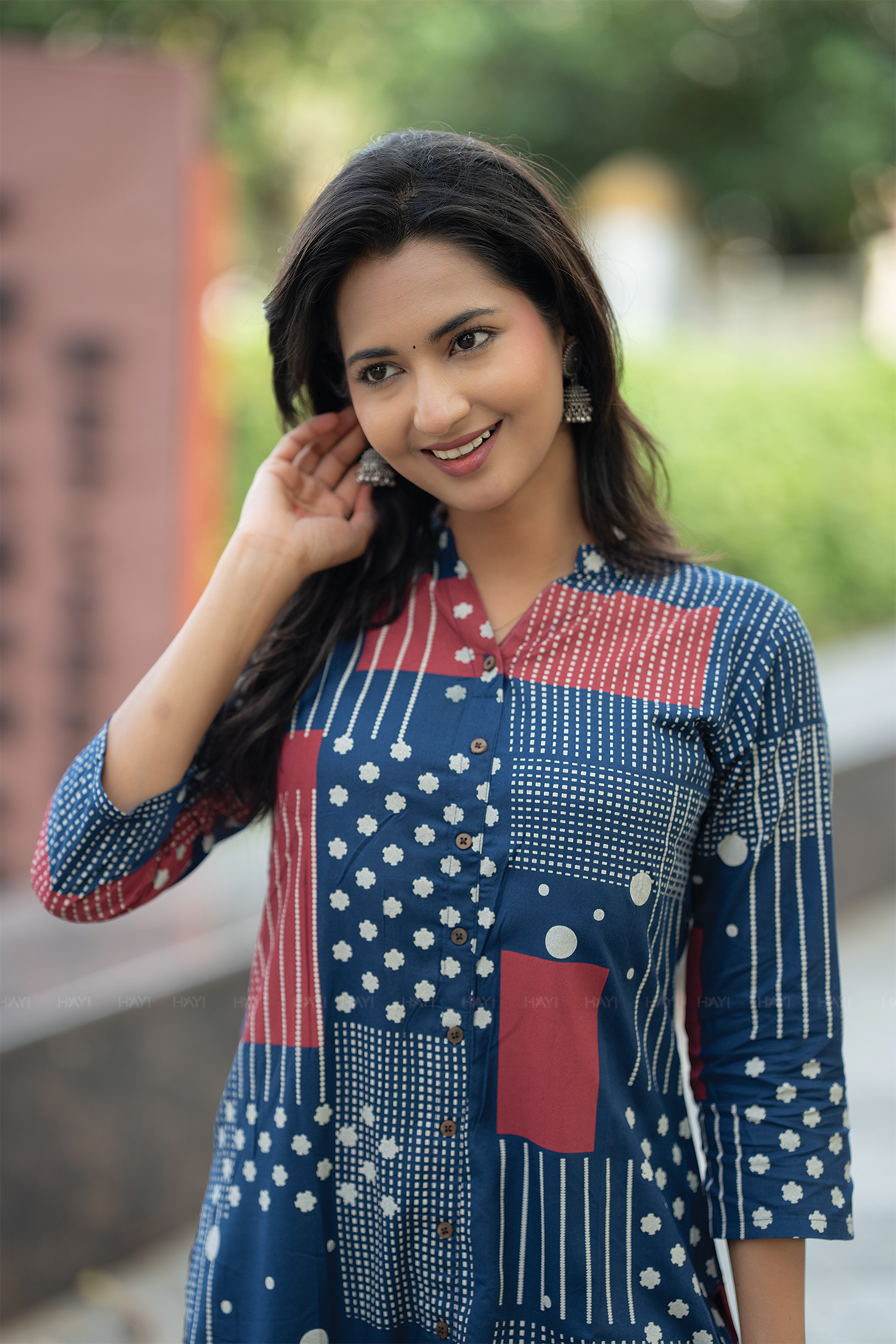 Mystical Navy Blue Viscose Kurta with Chinese Collar &amp; 3/4 Sleeves