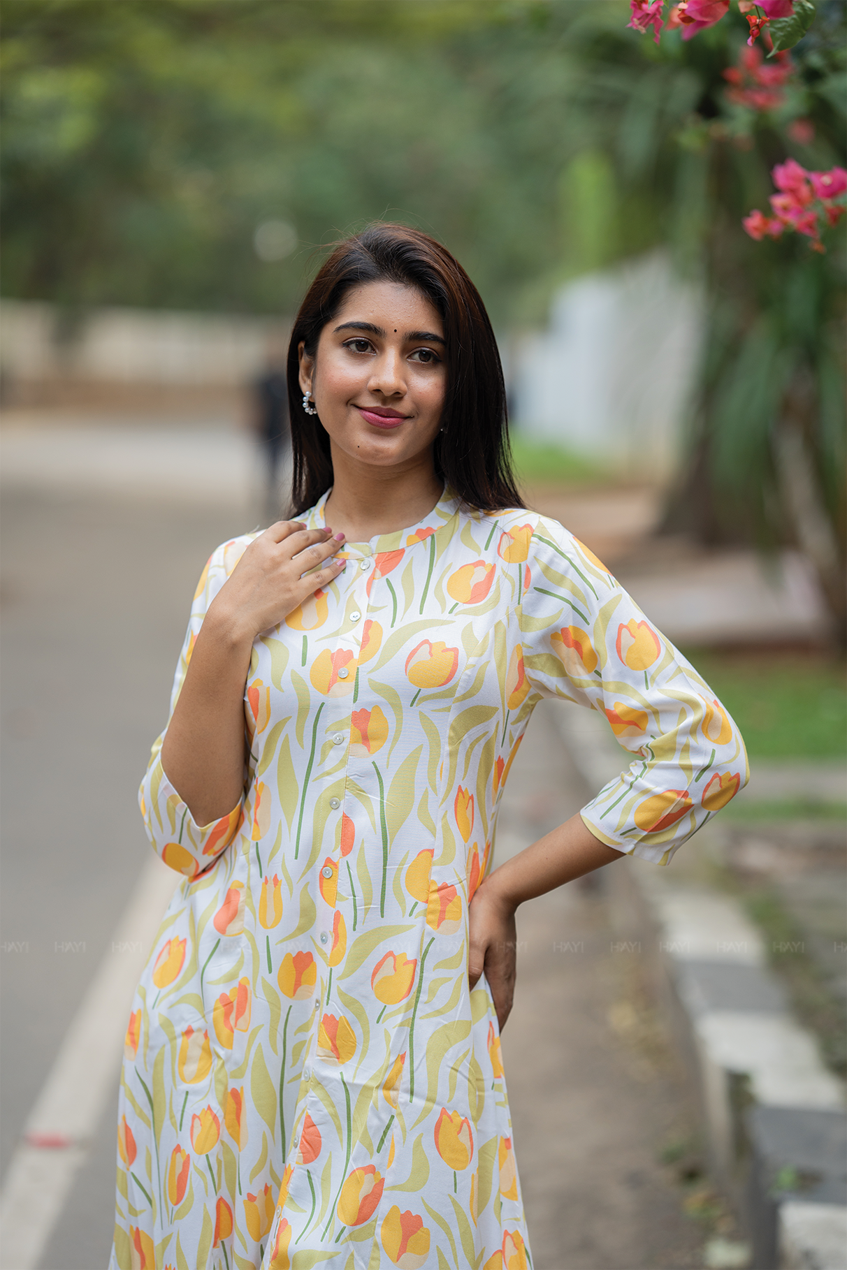 Garden Melody Off-White Viscose A-Line Kurta with Chinese Collar &amp; 3/4th Sleeves