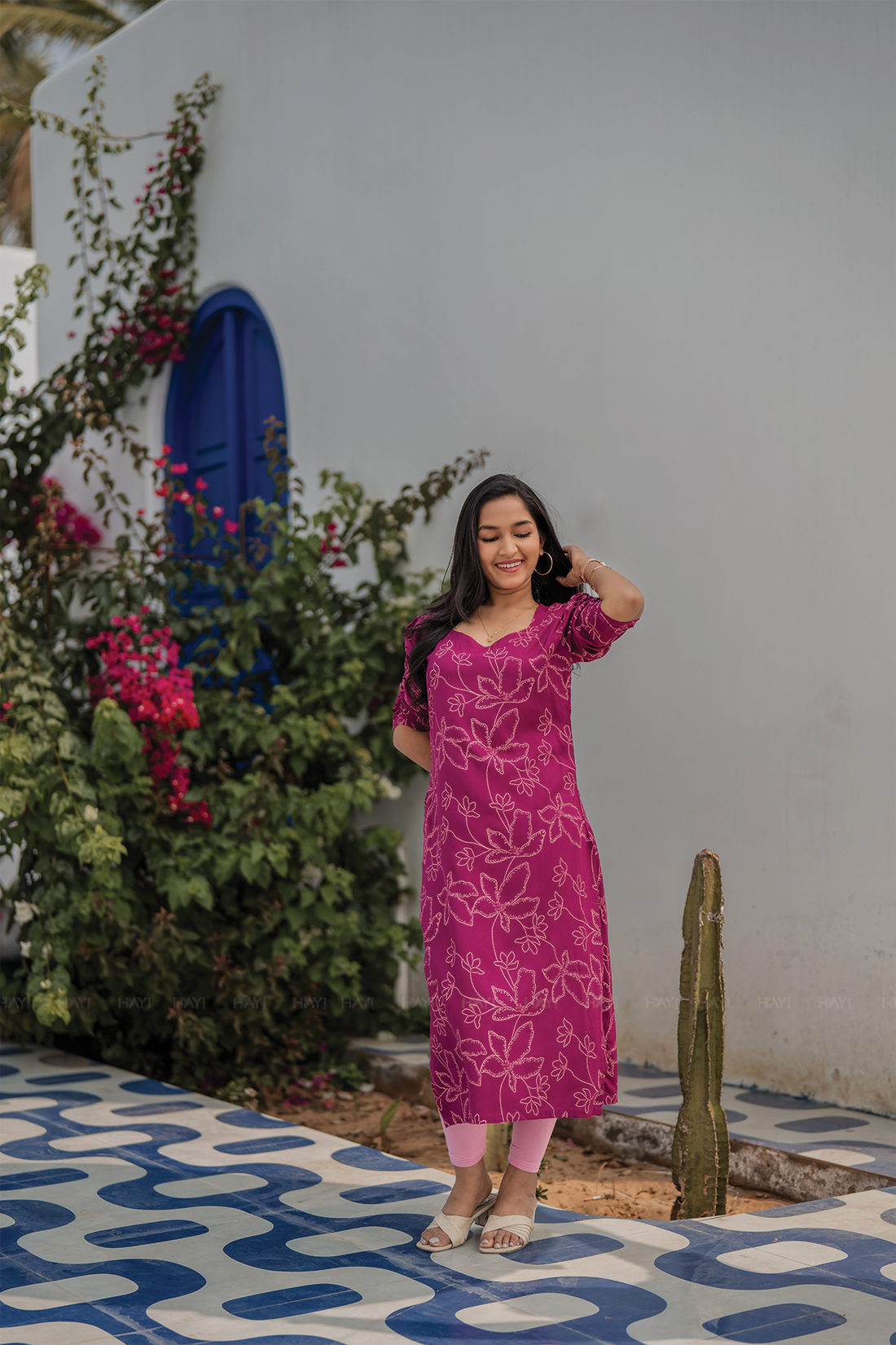 Berry Vine Violet Viscose Kurta with Sweetheart Neck &amp; Ruched Sleeves