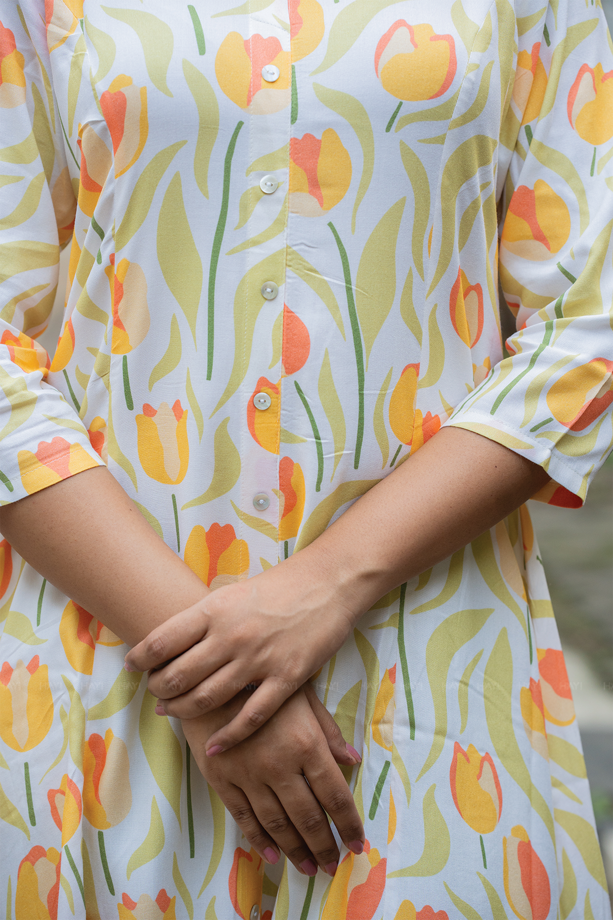 Garden Melody Off-White Viscose A-Line Kurta with Chinese Collar &amp; 3/4th Sleeves