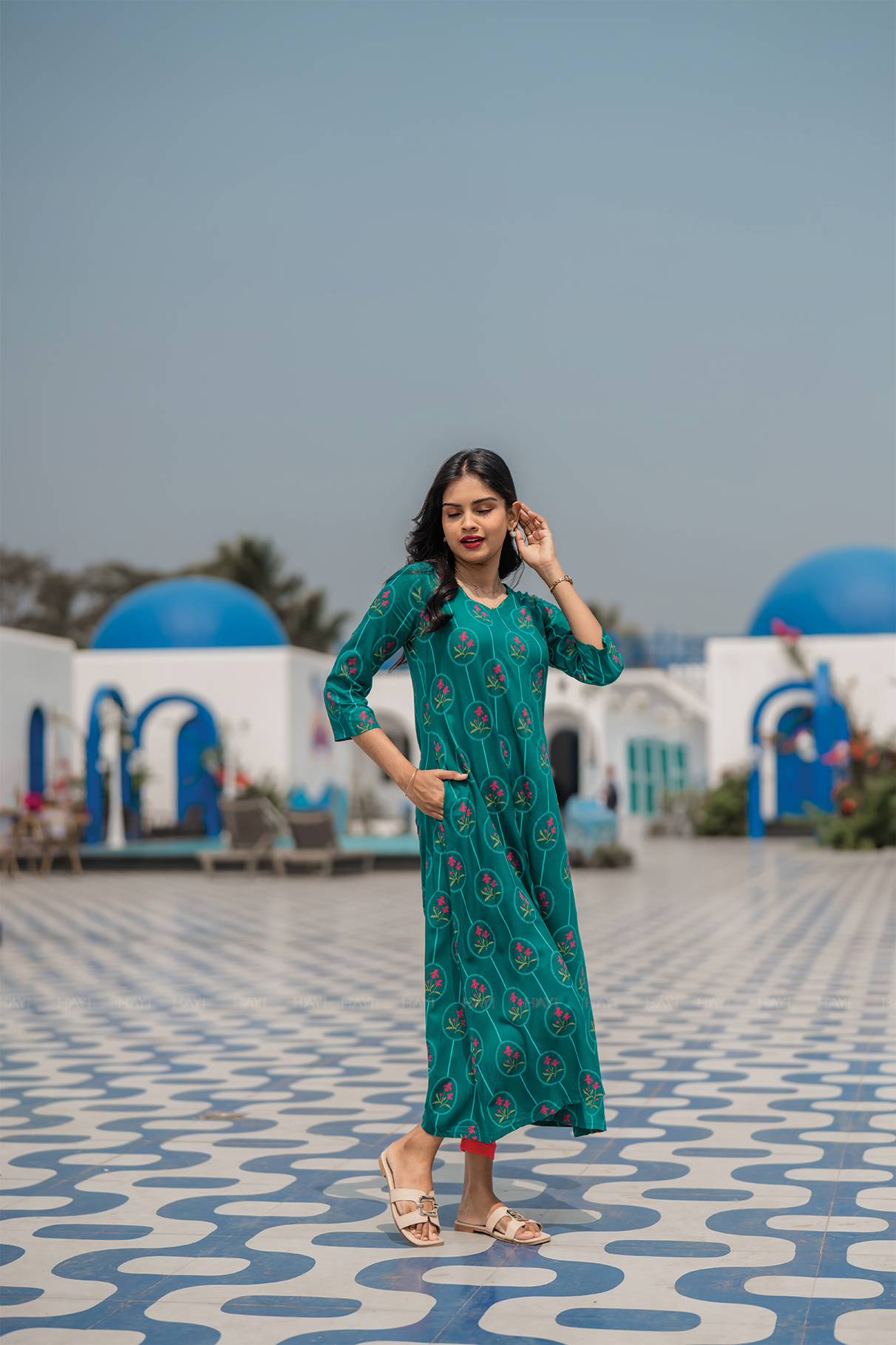 Aara Bloom Green Viscose A-Line Kurta with V-Neck &amp; 3/4th Sleeves