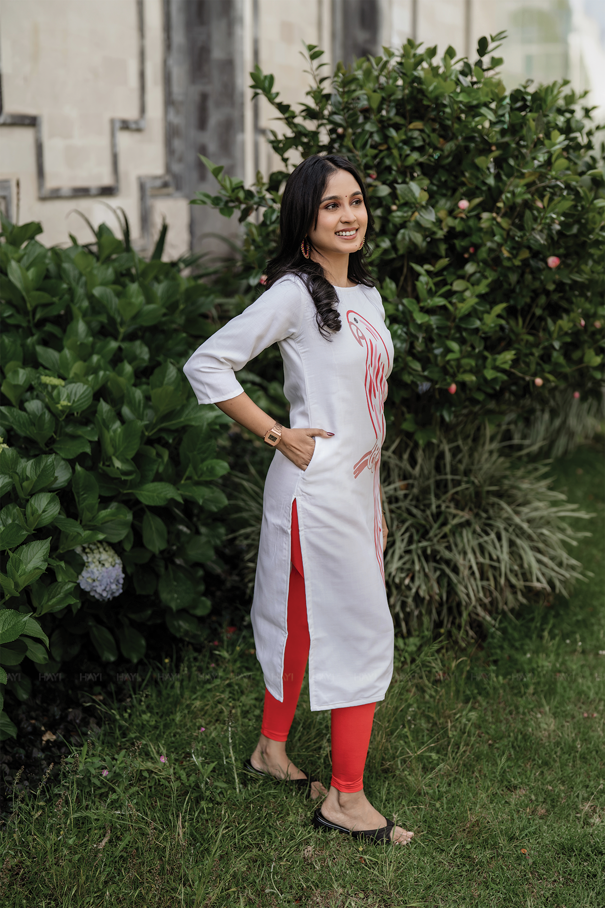Feathered Charm White Placement Printed Kuta