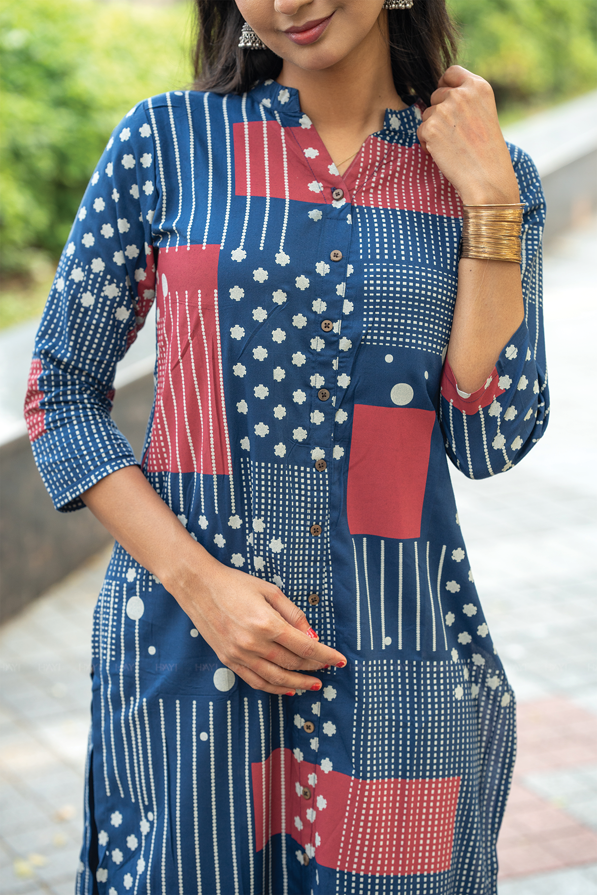 Mystical Navy Blue Viscose Kurta with Chinese Collar &amp; 3/4 Sleeves