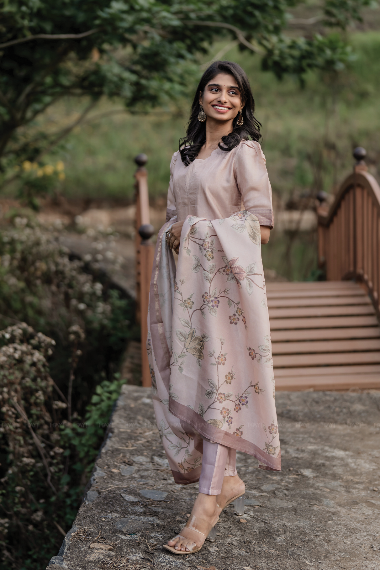Soft Mauve Scallop Grace Tussar Silk 3 Piece Kurta Set with Dupatta