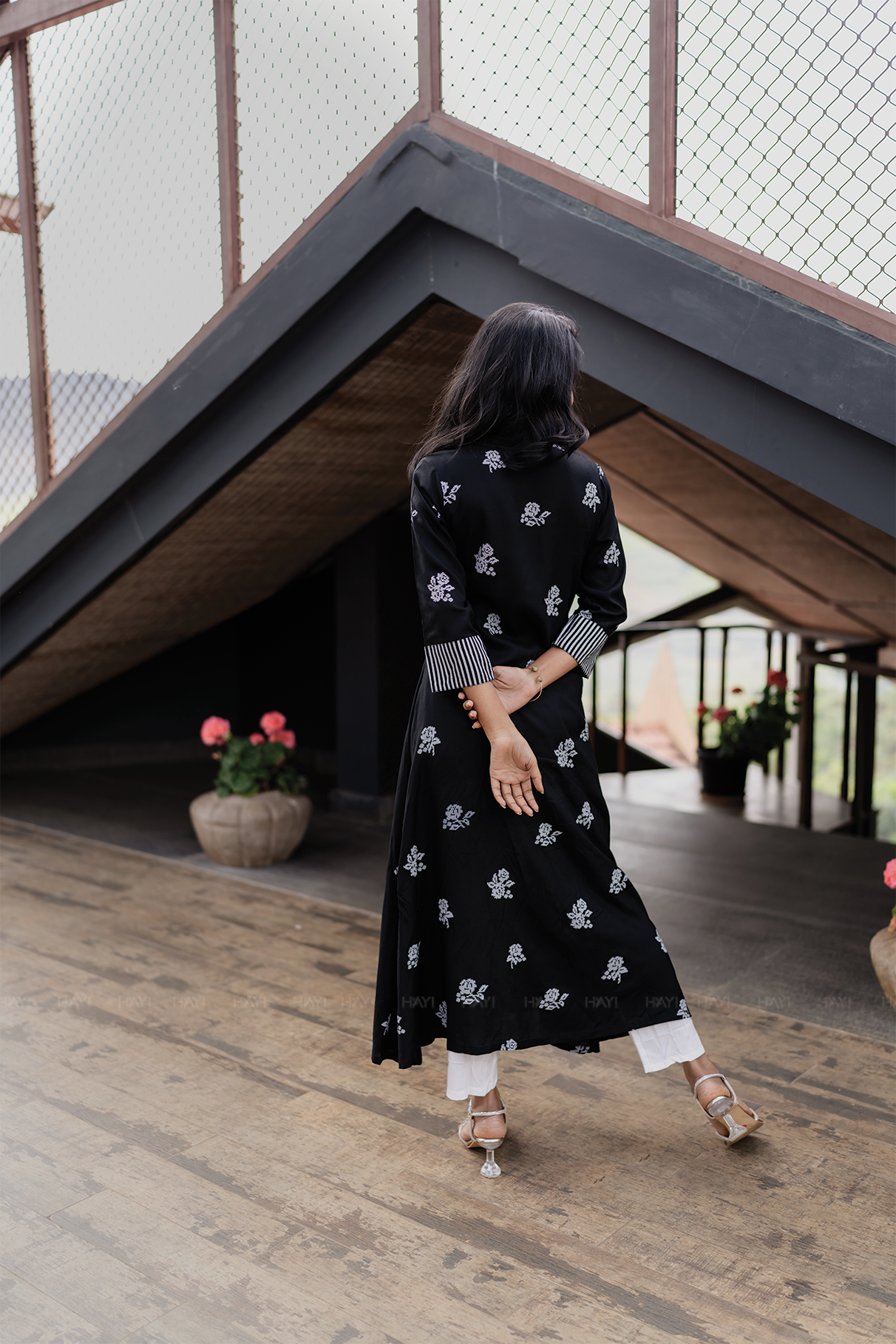 Starlace Flora Black Viscose A-Line Kurta with Chinese Collar and 3/4 Sleeves
