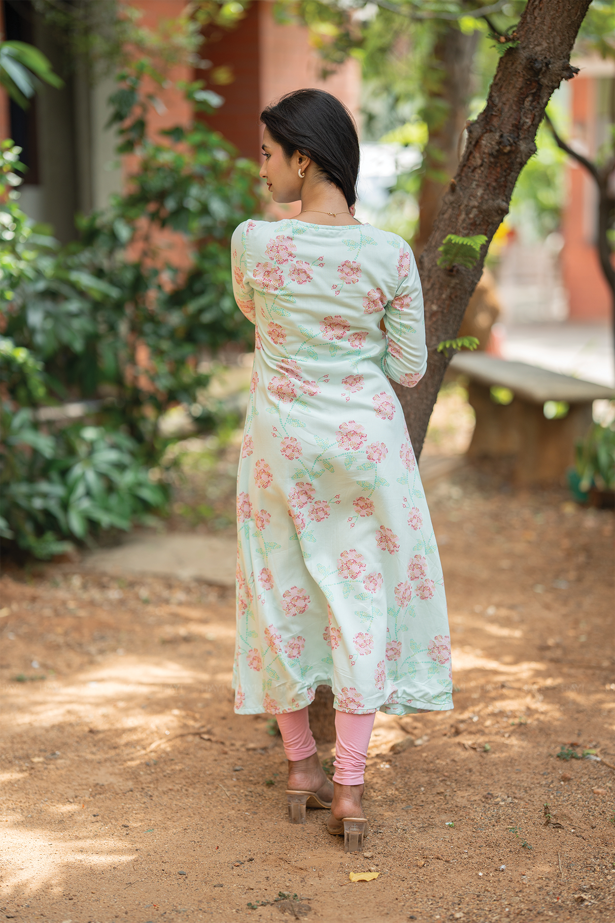 Pastelmist Lora Blue Viscose A-Line Kurta with V-Neck &amp; 3/4th Sleeves